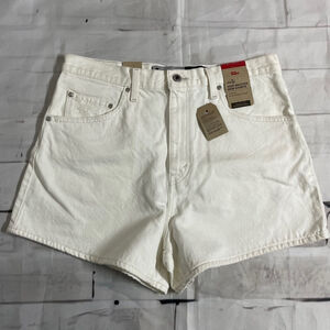 Levi's silver tap Women's Cream Jean Shorts